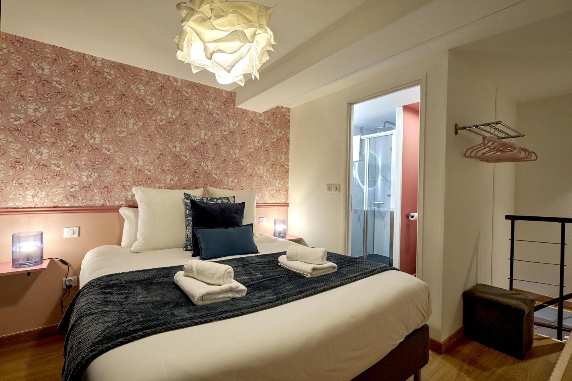 Le Madeleine Chez Les M By Primo C0Nciergerie Apartment Невер Екстериор снимка