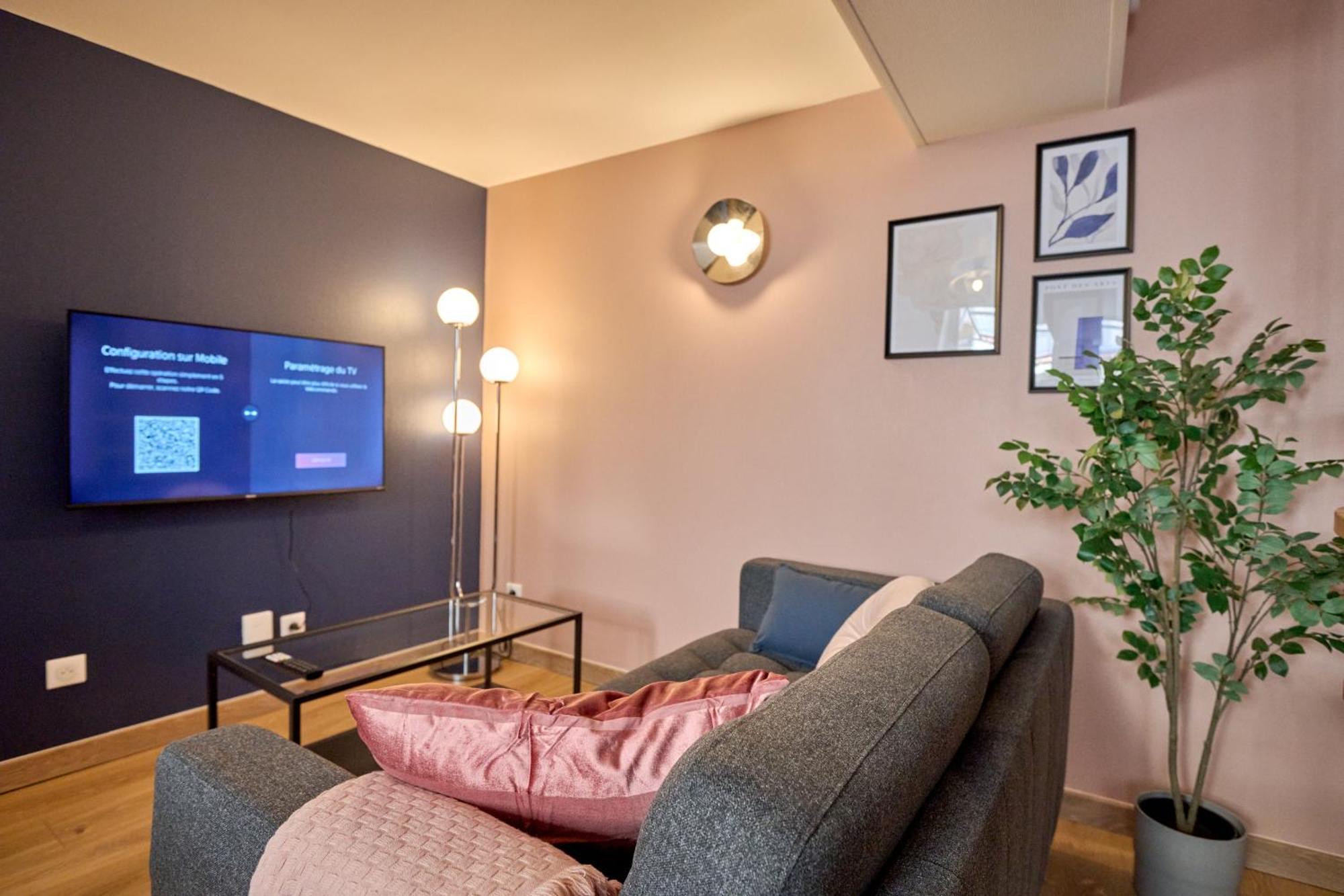 Le Madeleine Chez Les M By Primo C0Nciergerie Apartment Невер Екстериор снимка