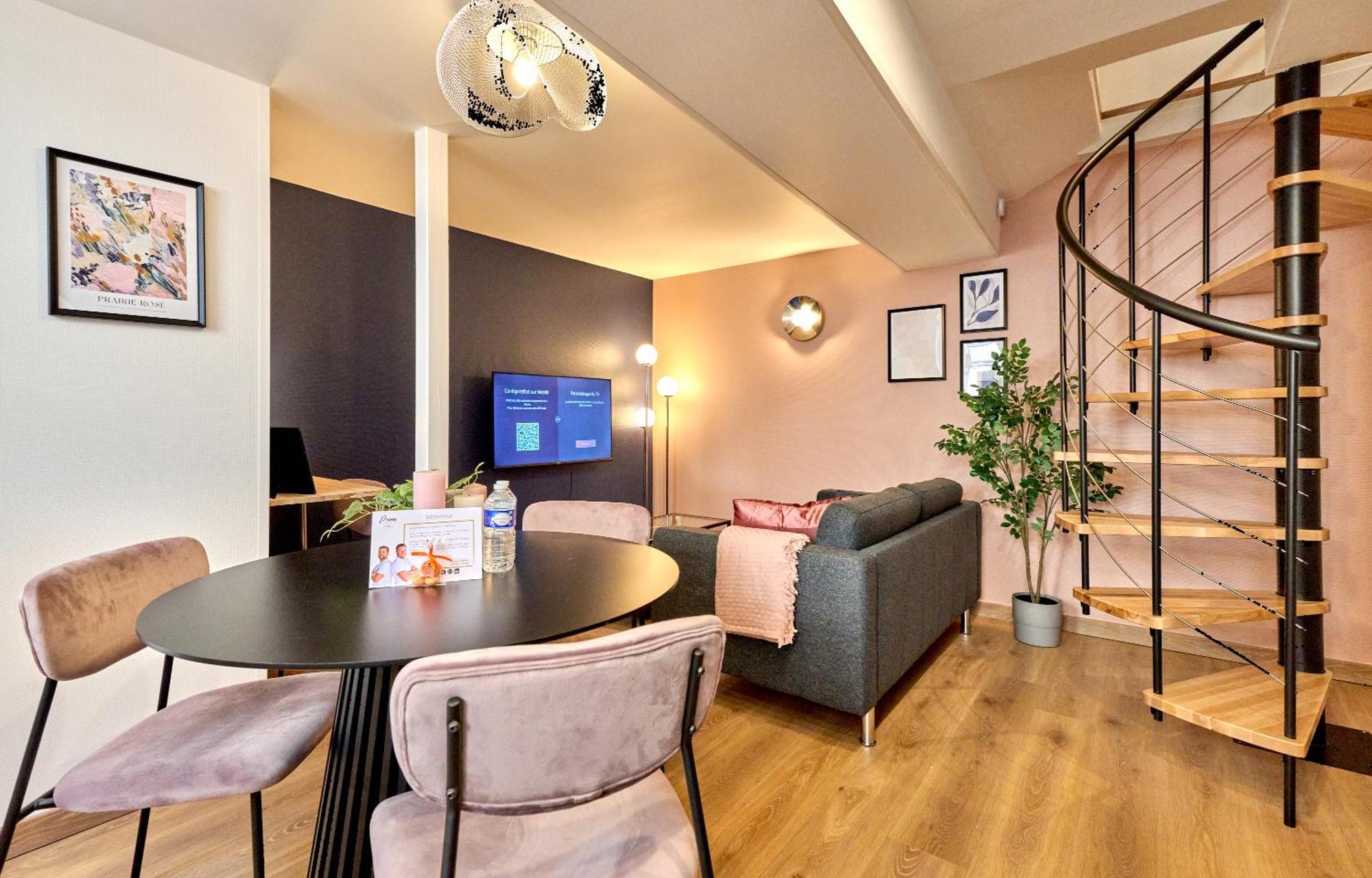 Le Madeleine Chez Les M By Primo C0Nciergerie Apartment Невер Екстериор снимка